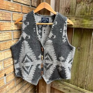 Vintage 90s Women’s Solutions Wool Blanket Gray V-Neck Sweater Vest